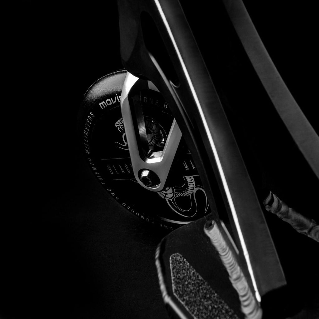 Movino Black Mamba (preto)